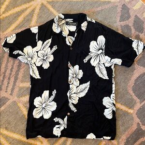 Men’s favant hibiscus 🌺 black and white  Hawaiian shirt - L